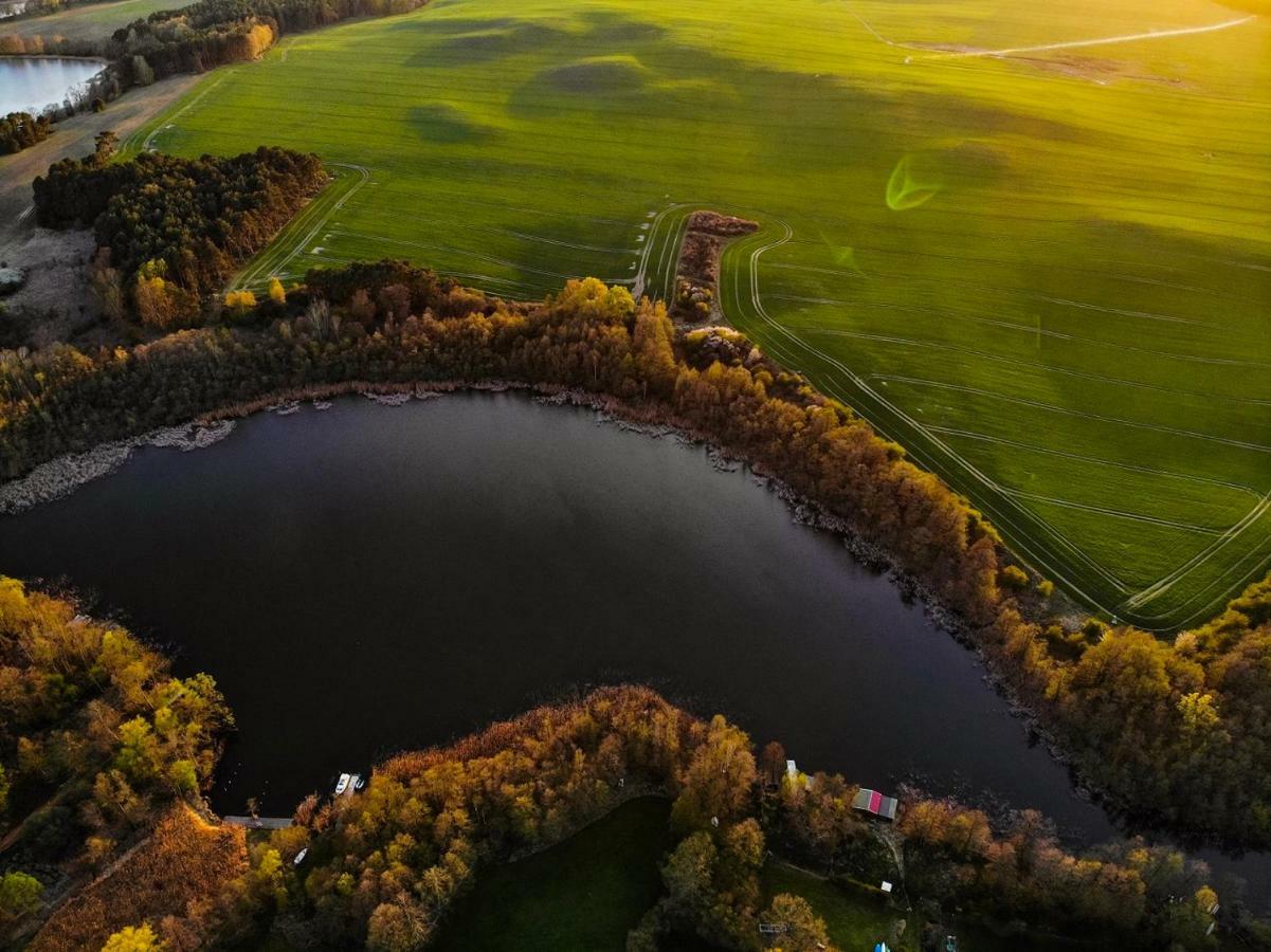 شقة فيسينبيرغ  في Ferienhaus Mit 2 Fewo In Mecklenburg المظهر الخارجي الصورة